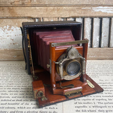 Load image into Gallery viewer, Antique Bausch &amp; Lomb Camera with Unicum Lens c1891
