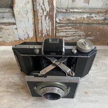 Load image into Gallery viewer, Vintage Kodak Bantam Camera c1930s
