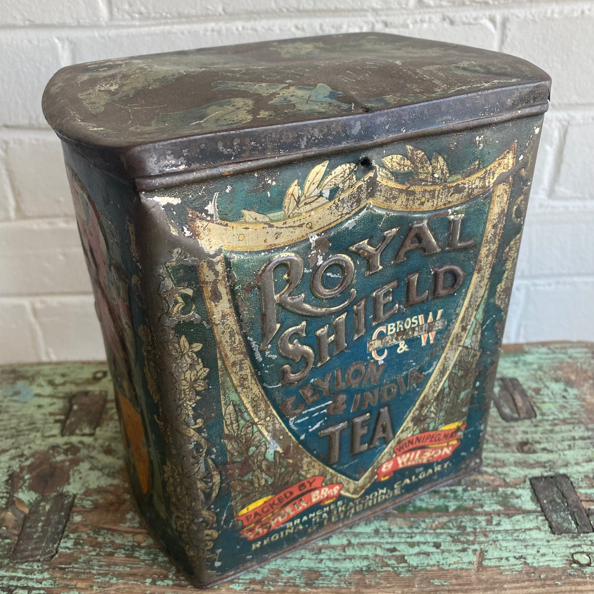 Vintage Royal Shield Tin – Blackbird Vintage Finds